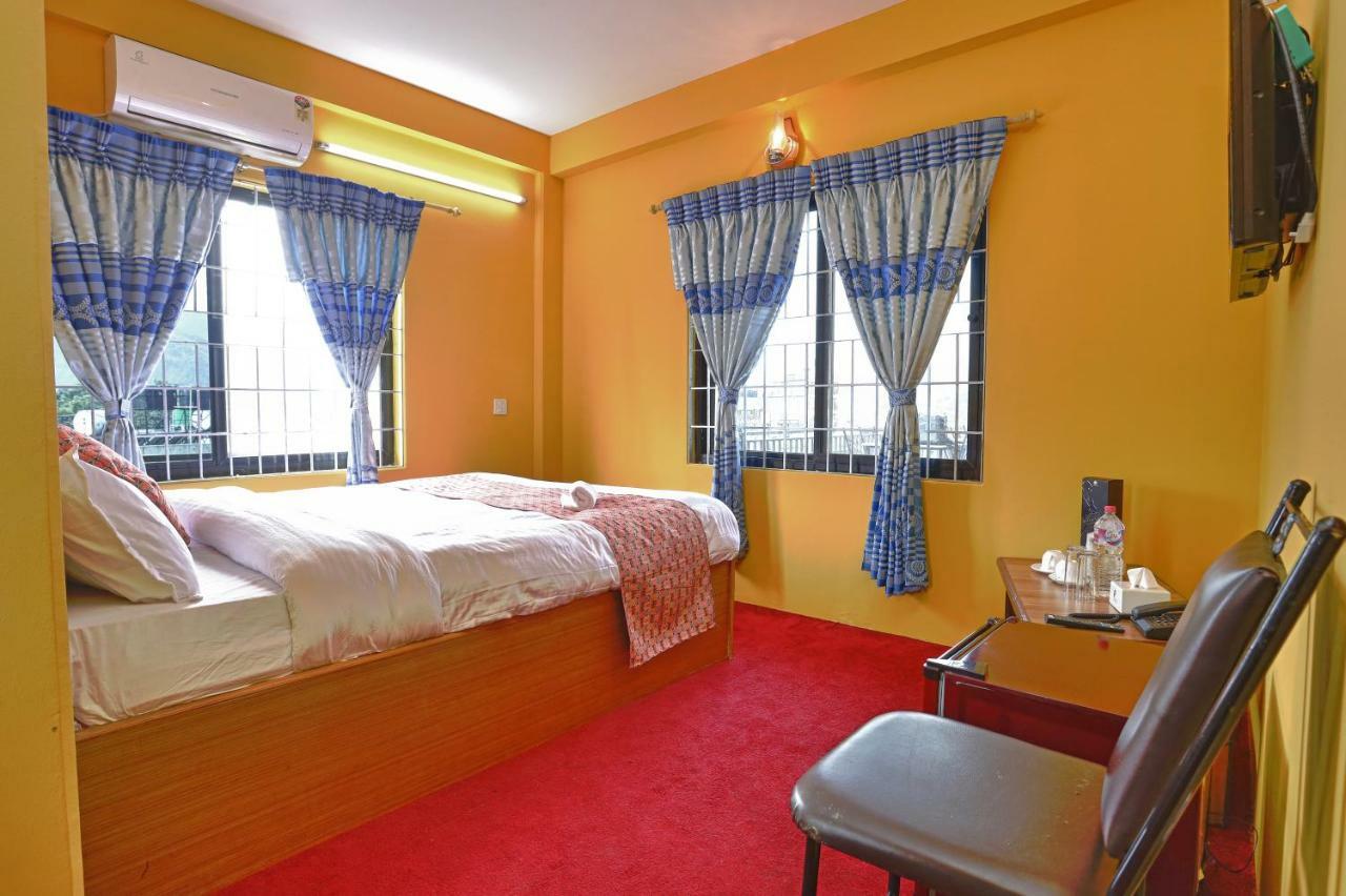 Hotel Blue Magnet โพคารา ภายนอก รูปภาพ