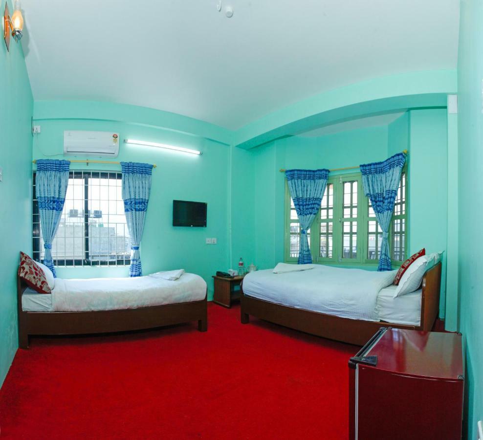 Hotel Blue Magnet โพคารา ภายนอก รูปภาพ