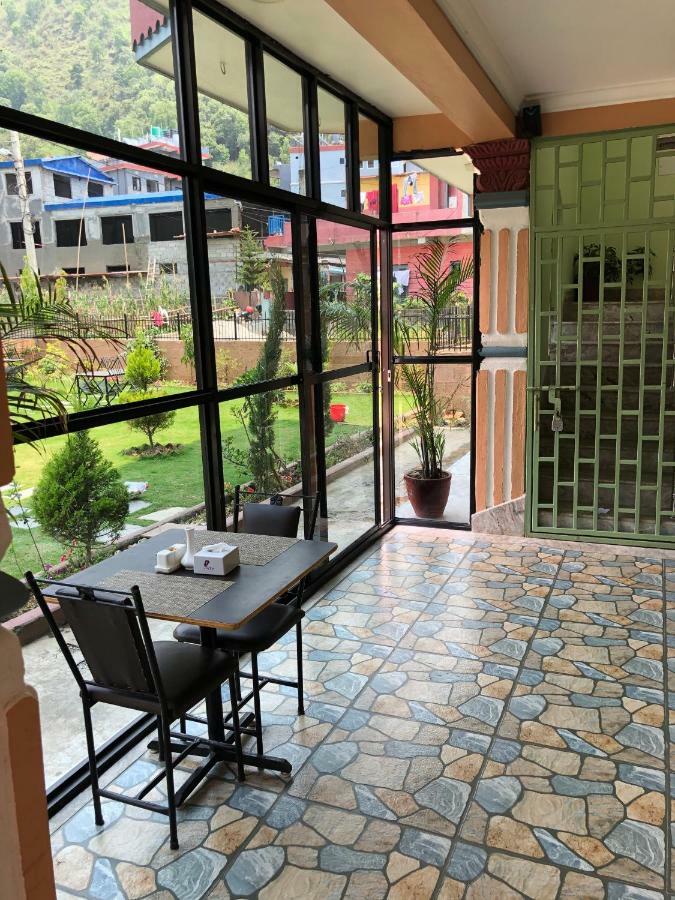 Hotel Blue Magnet โพคารา ภายนอก รูปภาพ