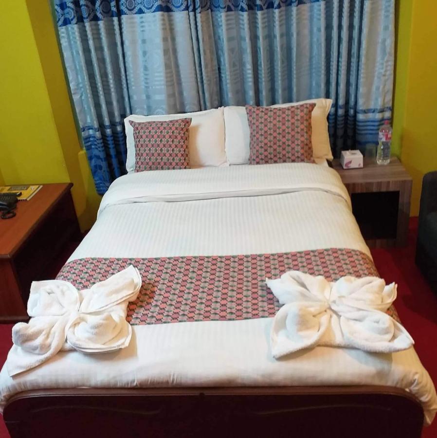 Hotel Blue Magnet โพคารา ภายนอก รูปภาพ